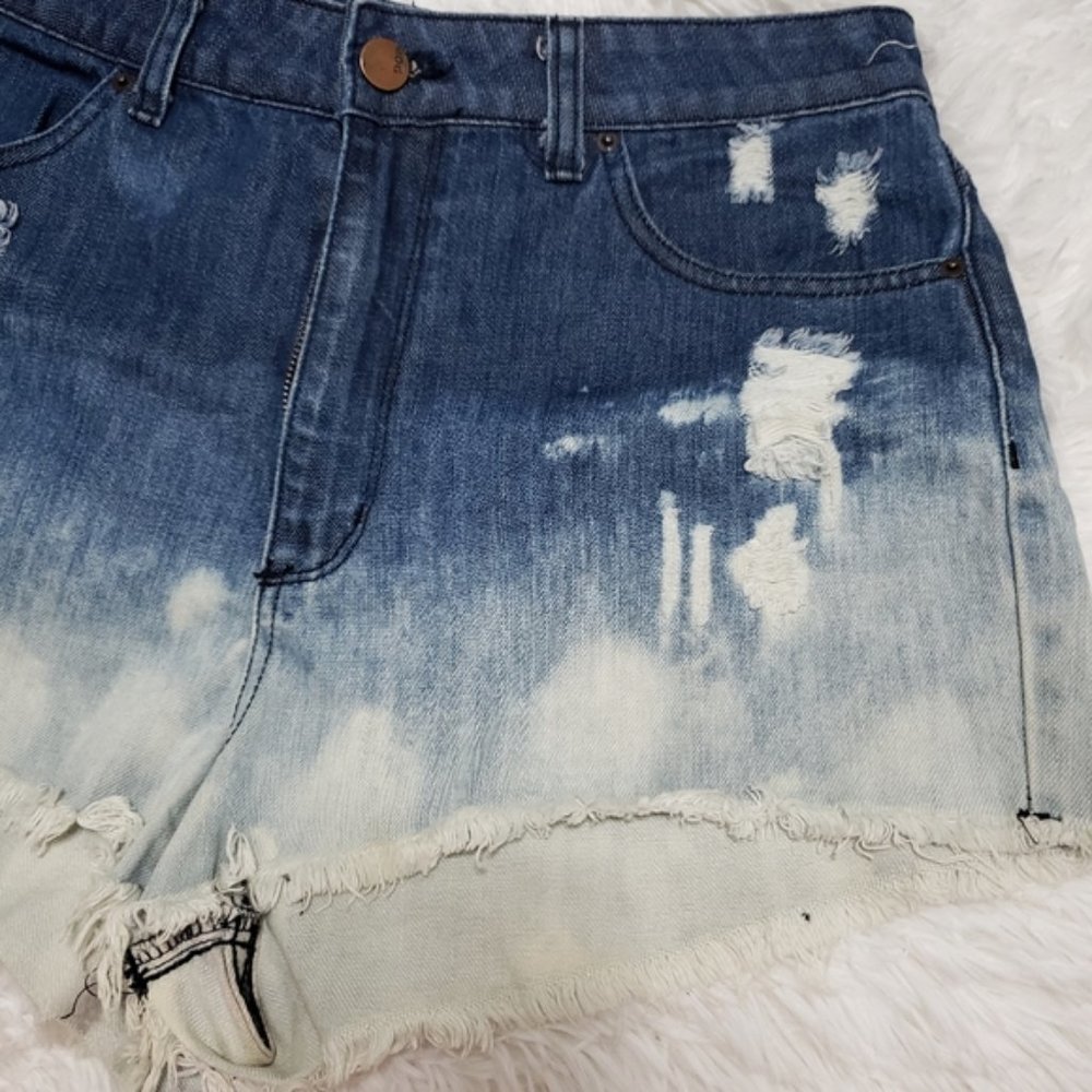 UO BDG Bleach Dipped Distressed High Waist Shorts - Picture 2 of 5